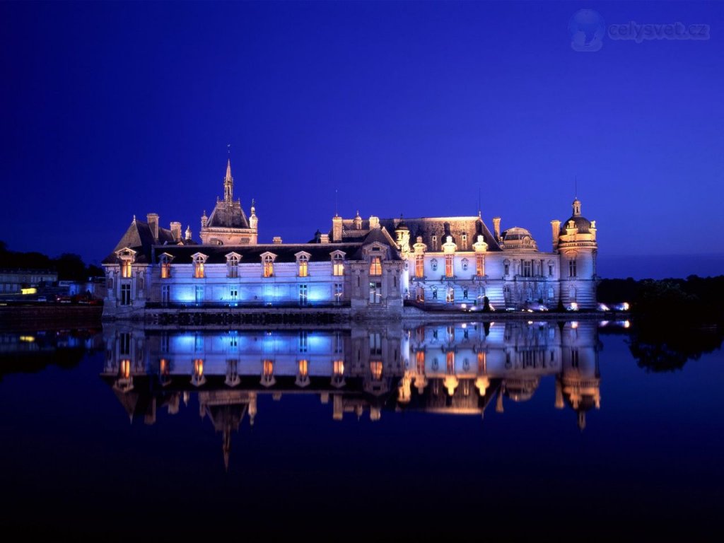 Foto: Chantilly Castle, Chantilly, France