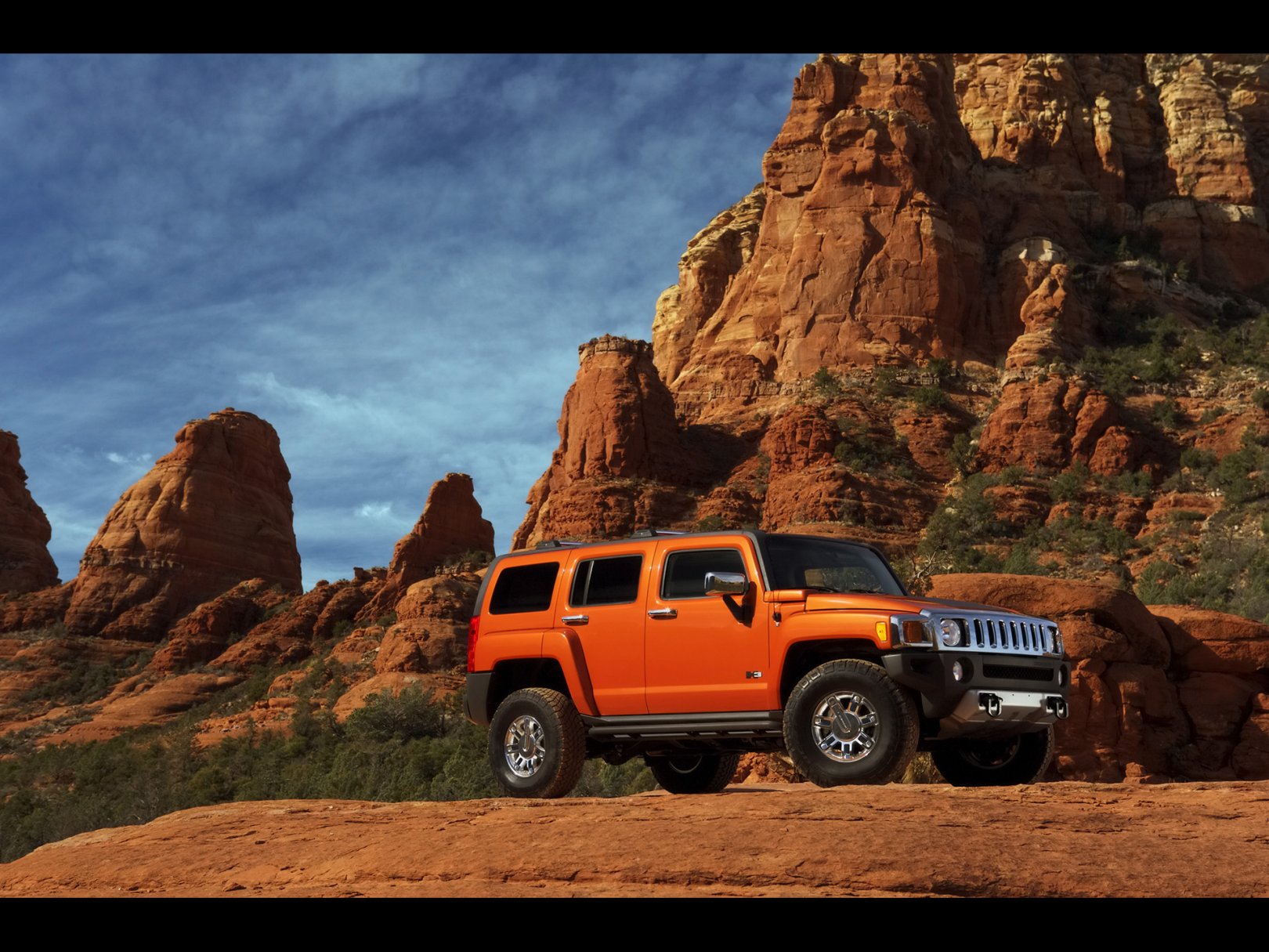 Foto: Hummer H3 Alpha Front And Side Panoramic (2008)