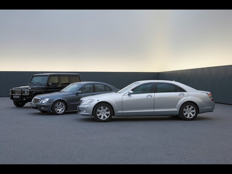 Foto: Mercedes Benz S 600 Guard G Class and E Class and S Class (2007)