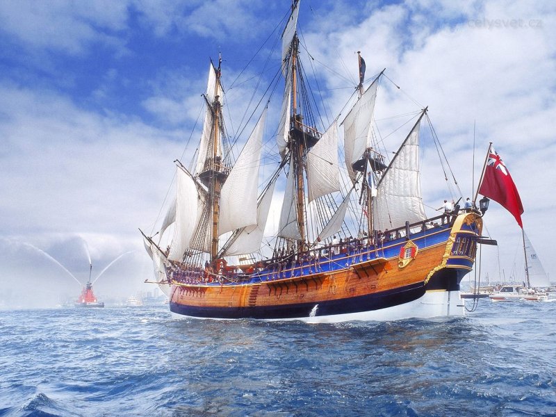 Foto: Replica Of Endeavour On Sydney Harbor, Australia